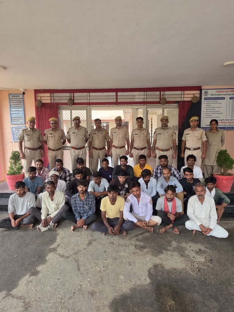 पुलिस थाना मेहन्दवास का एरिया डोमिनेशन अभियान: अवैध शराब, वांछित अपराधी, ध्वनि प्रदूषण और शांति भंग मामलों में 25 आरोपी गिरफ्तार